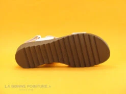 Jordana 3337 Blanc Argent - 2 Velcros - Sandale Femme 15 Jordana 3337 Blanc Argent - 2 Velcros - Sandale Femme -Chaussures Pour Femmes cd24607c73b9e66c561f35ea11d5d5ef img 2414.jpg 149343