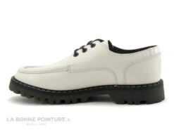 Kickers KICK DECKLOW Blanc Casse Vernis - 911270 - Derbi Femme -Chaussures Pour Femmes cd24607c73b9e66c561f35ea11d5d5ef img 3967.jpg 176268