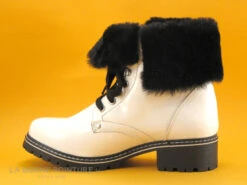 Hooper MULLAN Verni Blanc - Fourrure Noire - Bottine Femme -Chaussures Pour Femmes cd24607c73b9e66c561f35ea11d5d5ef img 9602.jpg 142414